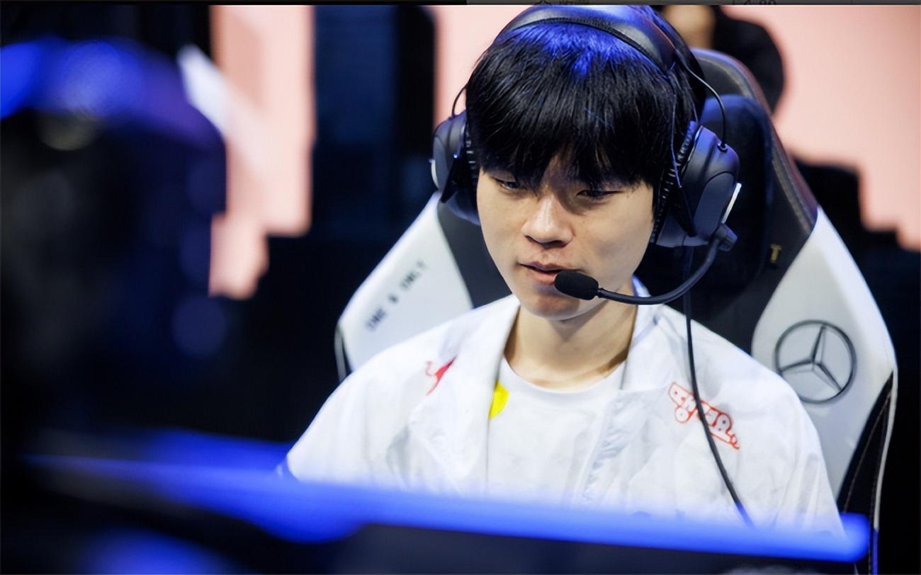 DRX轻取MAD，Meiko团战一打五顶尖较量2025世界赛，留下经典瞬间的简单介绍