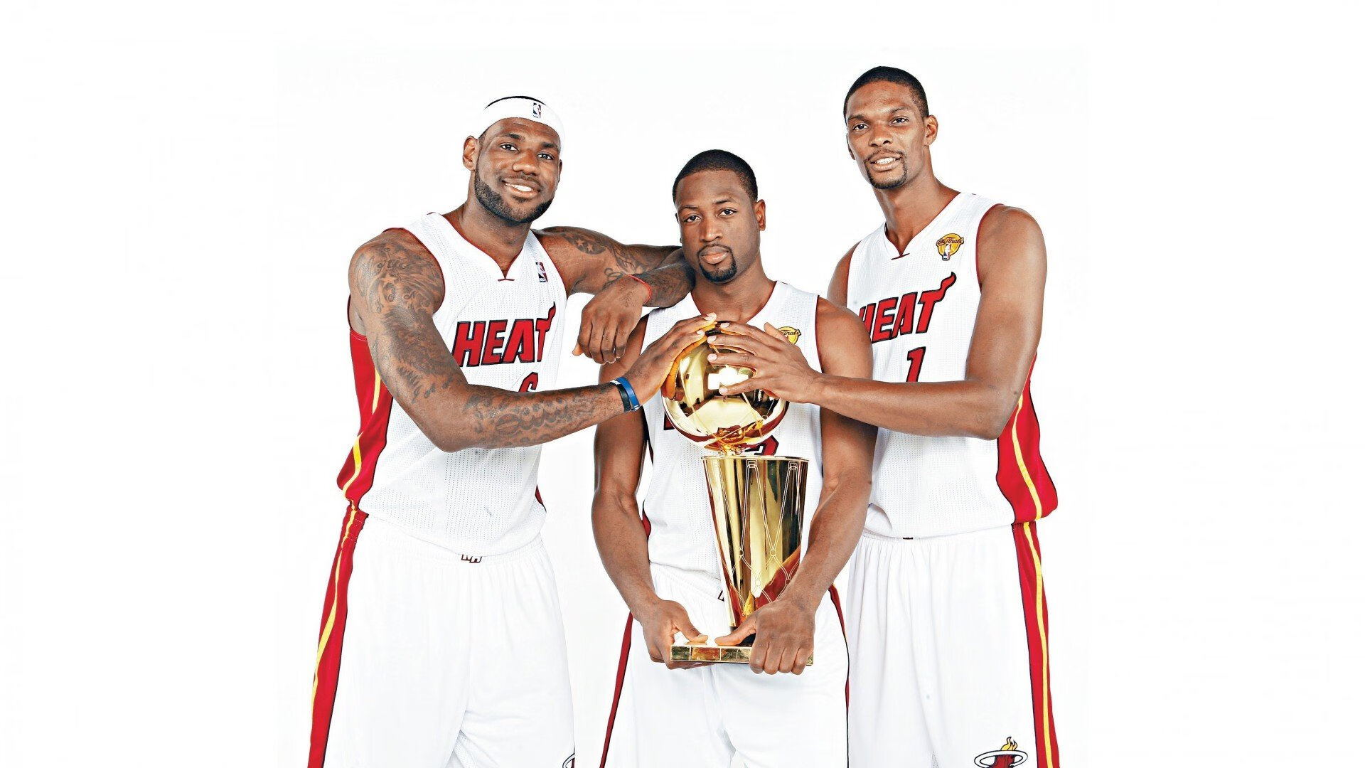 凡人英雄!国家德比之夜 贝恩用最不大场面的方式当了大场面先生